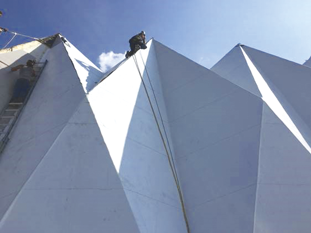 VersicoRoofing's tweet image. It&apos;s Day 4 of #NationalRoofingWeek and we&apos;re sharing one of our #SignatureProjects. After years of weathering, the existing TPO roofing system on the church sanctuary was in desperate need of a complete replacement. Read about this unique project here: bit.ly/2JRk3QN