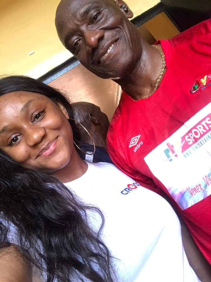 avicenterfrance's tweet photo. L'équipe CROOS CAMEROUN a participé cet après-midi au lancement de CRTV Sports à Yaoundé. Une rencontre de football opposant les anciennes gloires du Football Camerounais à des personnalités publiques, a été organisée pour célébrer cette nouvelle chaîne de télévision.
@CRTV_web https://t.co/T2XsizIvk8