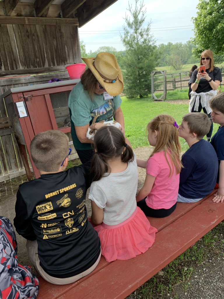 MWood113a's tweet photo. Had so much fun today on our field trip to the Children’s Farm! #sd114a #ESY https://t.co/wErk1PbaFj