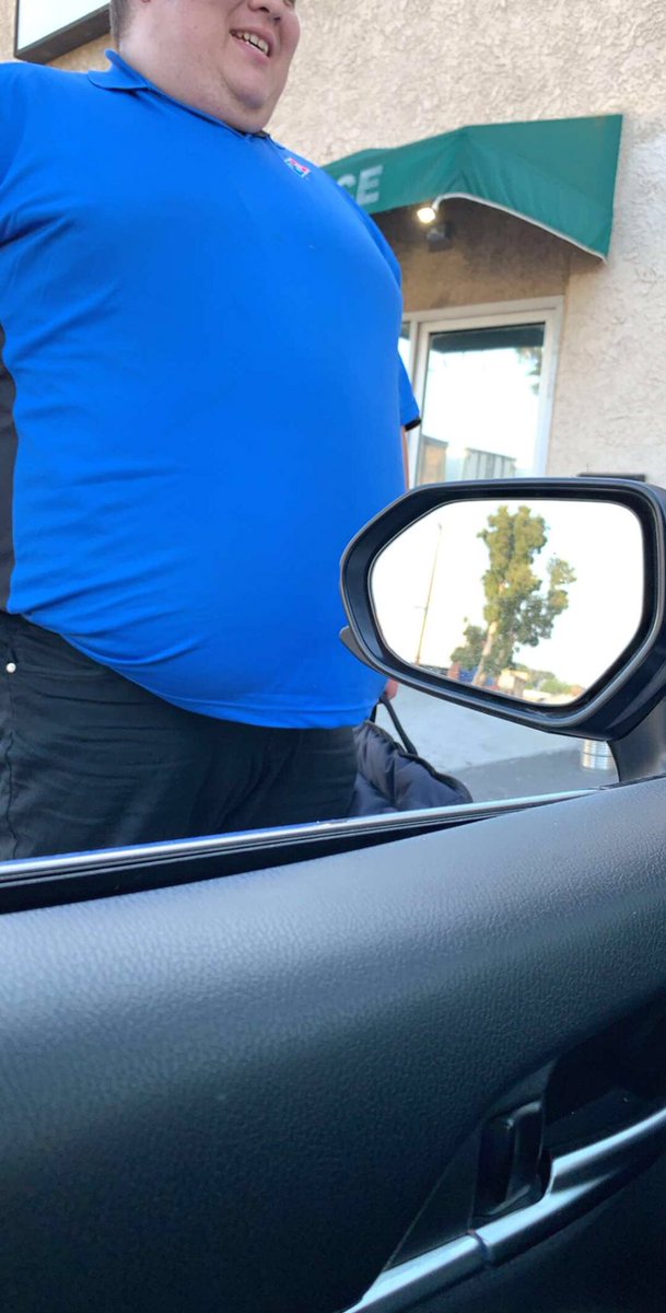 Cakefarts1's tweet photo. The 4th fat master #fatmaster https://t.co/XVU9mBzEx1