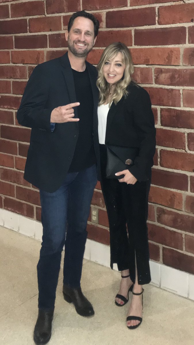 sonyahodge's tweet image. #CMTMusicAwards2019 with my man!  thx for the tickets @GabEvansFields