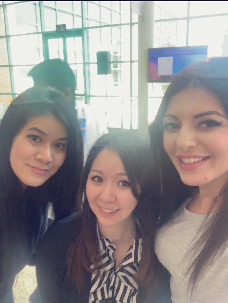 Excited being here with hundreds of colleagues for the national launch of #BMOPurpose !! Our purpose defines who we are and inspire behaviors that align with why we feel #ProudToWorkaAtBMO. Selfie commitment ☑️ <a href="/jenniferleetran/">Jennifer Tran</a>