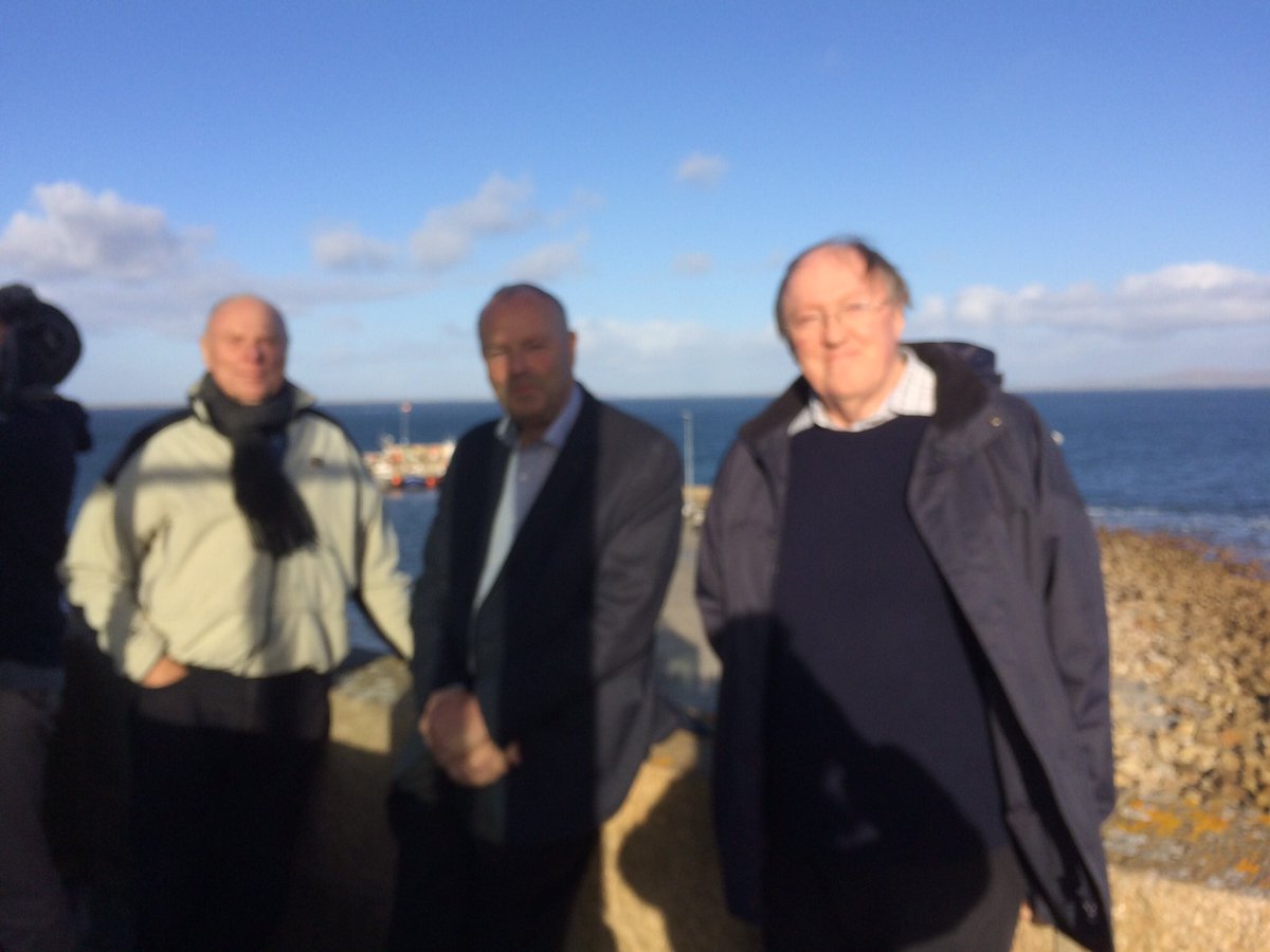 florNEWS's tweet photo. On the shoot in #Blacksod #Mayo with Dr Gerald Fleming @MetEireann Dr Rodney Teck & Prof John Sweeney @MaynoothUni (who brought this amazing story to us) & Vincent Sweeney, Blacksod Lighthouse Keeper & son of Maureen Sweeney #DDay75 #StormFrontInMayo #WW2 https://t.co/hlthPdj100