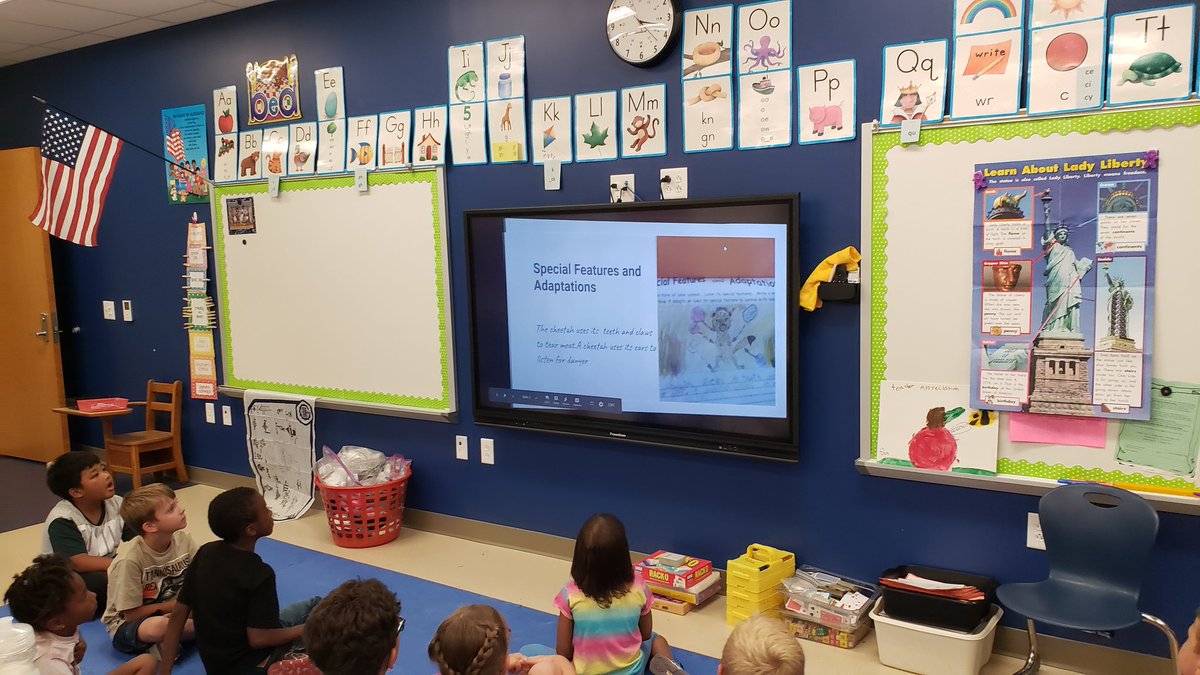 KariKuebler2's tweet photo. Mrs. Hazlegrove's #firstgrade  @googlestudents did group animal research projects and created #GoogleSlides presentations inserting images and other supporting media #4Cs #firstgradetech @Enon_Elementary #oneCCPS #edtechCCPS https://t.co/4ptTz1j5NA
