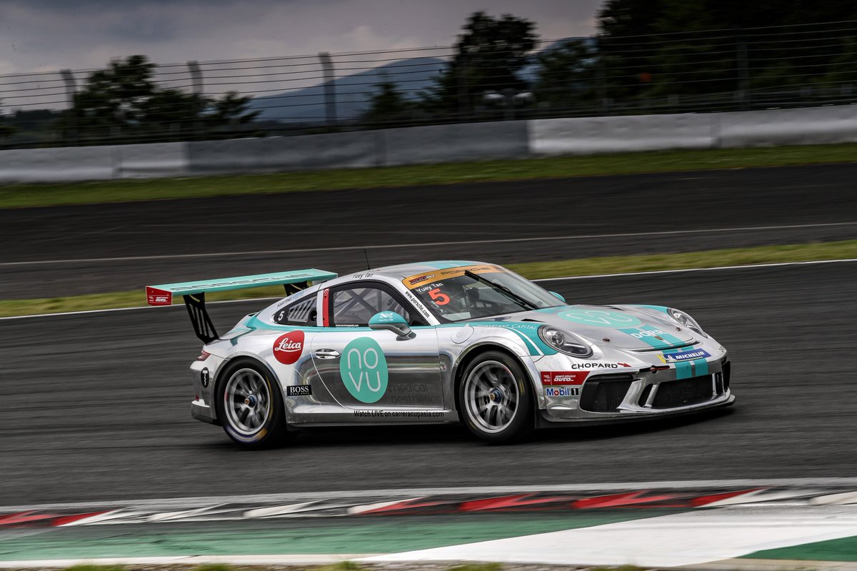 carreracupasia's tweet photo. In #CarreraCupAsiaProAm, #SuttiluckBuncharoen of #TrueVisionsMotorsportsThailand set the fastest lap in FP1 on 1:44.173. #FrancisTjia of #OpenRoadRacing drove a 1:44.589 for 2nd, with @Yuey_Tan of #NovuRacing (1:45.035) 3rd in class. https://t.co/uthfyKObWe