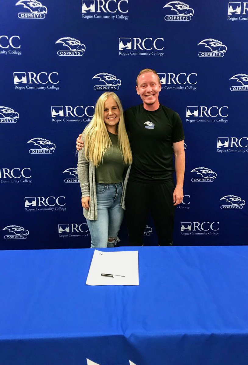 RogueCCSoccer's tweet photo. We gonna let it burn burn burn burn!
Join us in welcoming Keira Hillburn to the fam this season. She comes to us from Logos Charter and we can't wait to see her getting after it! #GoRogue #HomeIsWhereTheRogueIs #GrowingFam #LetsGetIt https://t.co/zsP76d6MIS