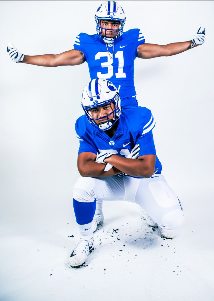 RaassStanley's tweet image. After being informed by my coach, I am so grateful and honored to have received my first division 1 scholarship to Brigham Young University! ⚪️🔵 
Id like to thank @coachtuiaki @byulamb and the rest of the BYU coaching staff for believing in me
#gocougs 

@bangulo @rakoto10