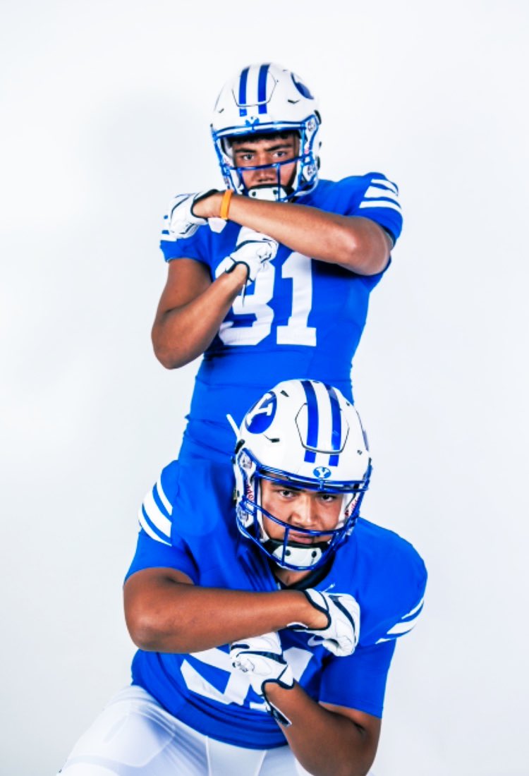 RaassStanley's tweet image. After being informed by my coach, I am so grateful and honored to have received my first division 1 scholarship to Brigham Young University! ⚪️🔵 
Id like to thank @coachtuiaki @byulamb and the rest of the BYU coaching staff for believing in me
#gocougs 

@bangulo @rakoto10