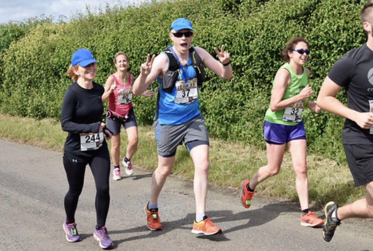 guypbutler's tweet photo. Couple of pics from the #buckinghamhalf with @toriroddy last week. One of the nicest and friendliest organised races we've run with a huge room of cake and tea at the finish from the local W.I. 🍰🍰🍰 Note to self: must work on my goofy pose! 🤓 https://t.co/ztPTxBn7wE