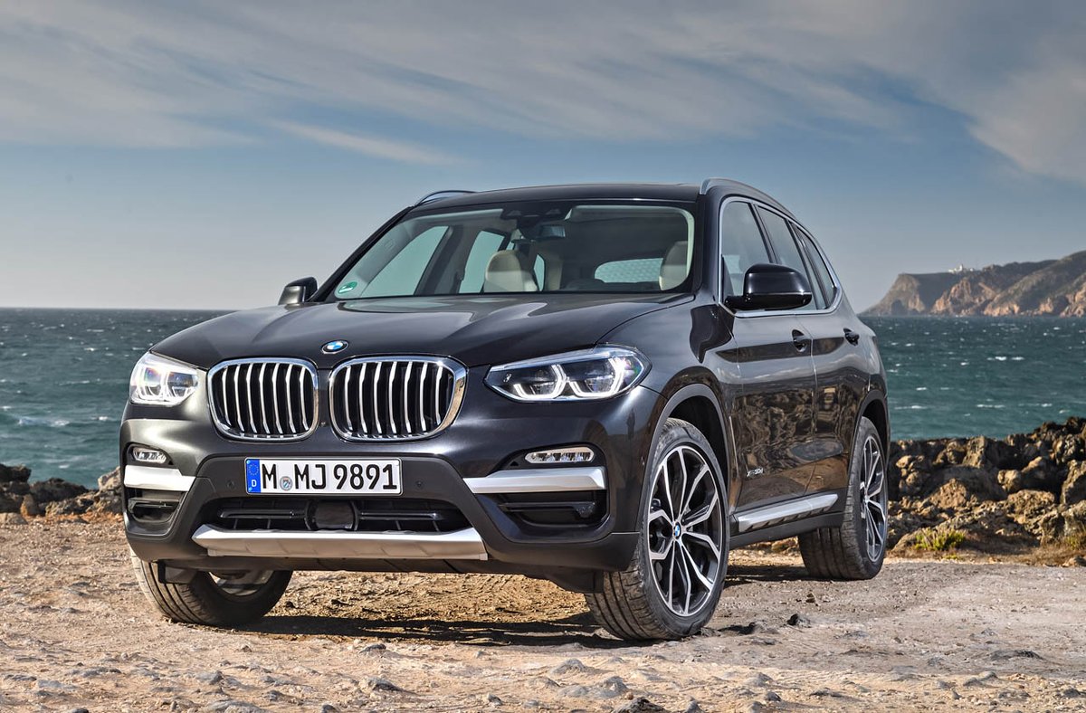 Deon_Schoeman's tweet photo. With the premium segment in trouble, and the buying-down trend firmly established, has the @BMWSouthAfrica #X3 xDrive 30d become a viable alternative to its larger, dearer X5 sibling?  Road test now on @DailyMaverick at https://t.co/Gj85n5VDKn https://t.co/NPykiC6mFZ