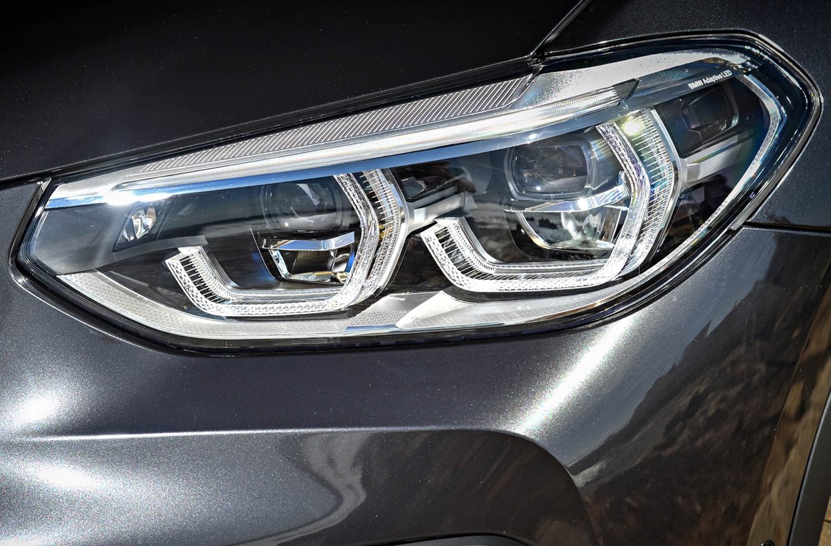 Deon_Schoeman's tweet photo. With the premium segment in trouble, and the buying-down trend firmly established, has the @BMWSouthAfrica #X3 xDrive 30d become a viable alternative to its larger, dearer X5 sibling?  Road test now on @DailyMaverick at https://t.co/Gj85n5VDKn https://t.co/NPykiC6mFZ
