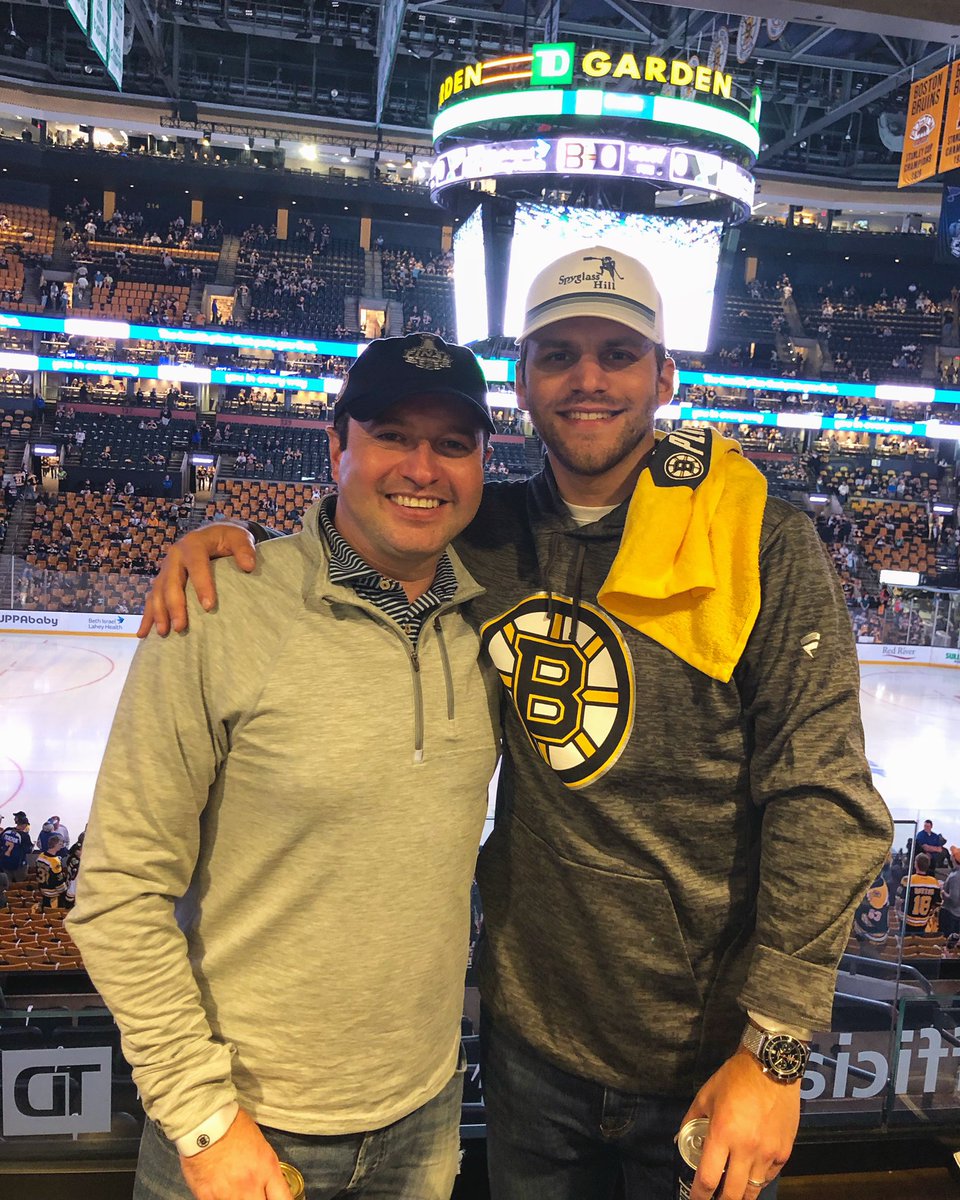 HoffmanJonathan's tweet photo. Great night with my cuz at the new garden. Nothing like playoff hockey. Still couldn’t get me to wear anything with Boston on it when it comes to sports. Congrats to the @StLouisBlues for their first cup. #lordstanley https://t.co/fVegXormT2