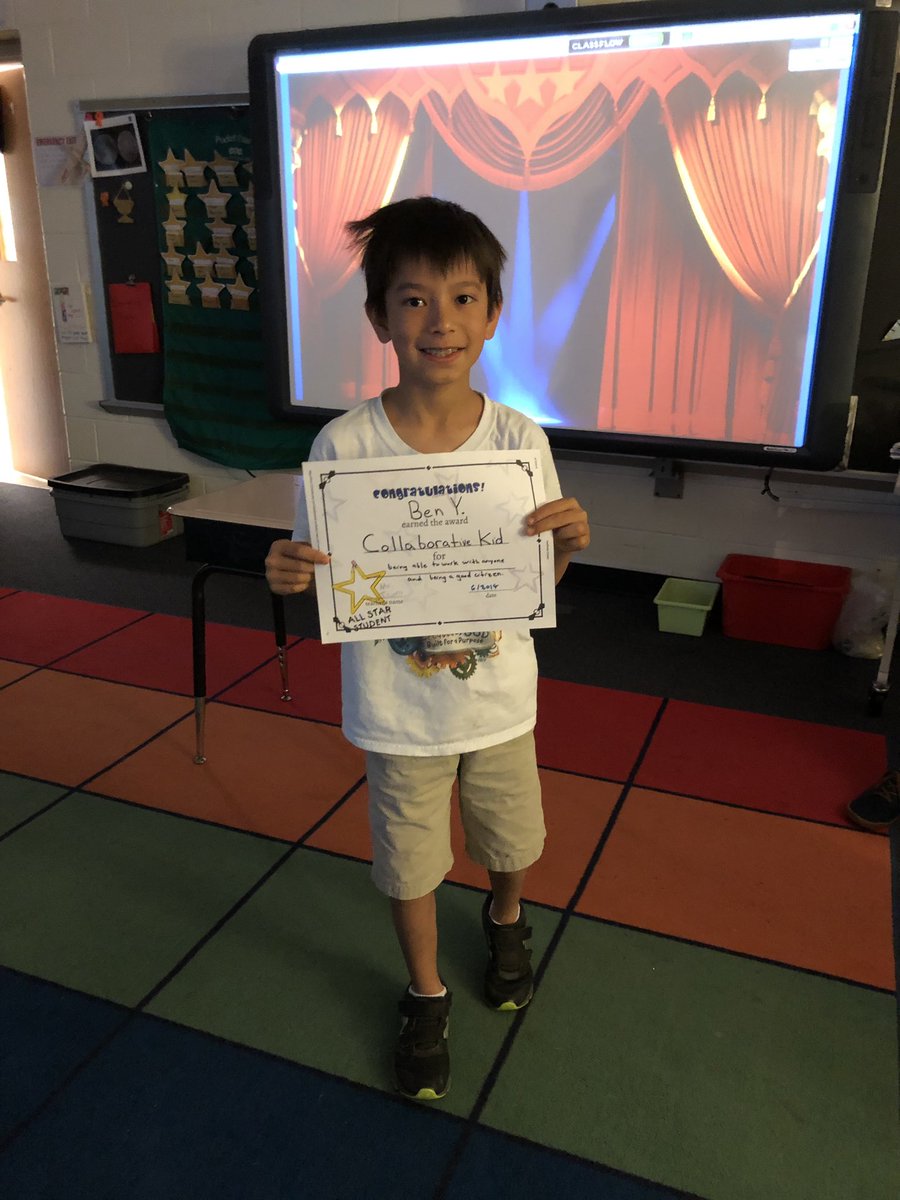 ThuroOn3rd's tweet photo. Everyone got an end of year superlative reward today, and said a little something to the class. https://t.co/Ik6V4ImAtO