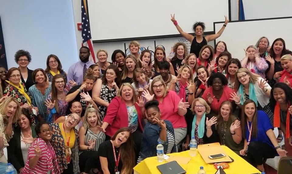 A1: We did an amazing race around day town &amp; had local businesses help #BuildTomorrow #PoolsidePrincipal