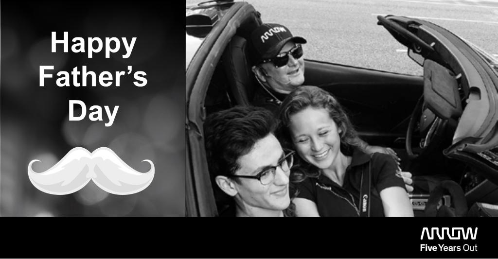 因為賽車意外成為四肢癱瘓的前賽車手Sam Schmidt以為自己不可能再有機會親自駕車，帶著家人去旅行。這天，在艾睿電子的協助下，這位堅毅勇敢的爸爸終於可以實現他的夢想。祝天下所有啟發我們不斷超越限制 、實現美好的爸爸父親節快樂!#ArrowDriven