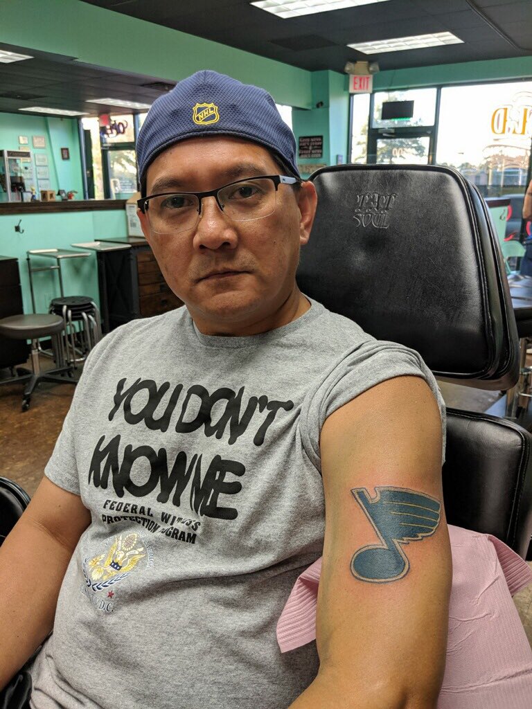 AbbyLlorico's tweet photo. My dad is that guy. #LGB 💙 https://t.co/4nZKeR1Xoo