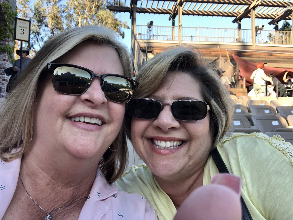 MrsUllmark's tweet photo. We are here!!  Looking forward to a fun, fabulous night!!!@DwightYoakam https://t.co/QduOAHG1sn