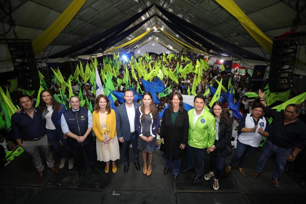 AlvaroArzuE's tweet photo. Muchas gracias familia #Unionista

#SolVistoSolMarcado 🔆 @p_unionista https://t.co/VwNGBRHOk9