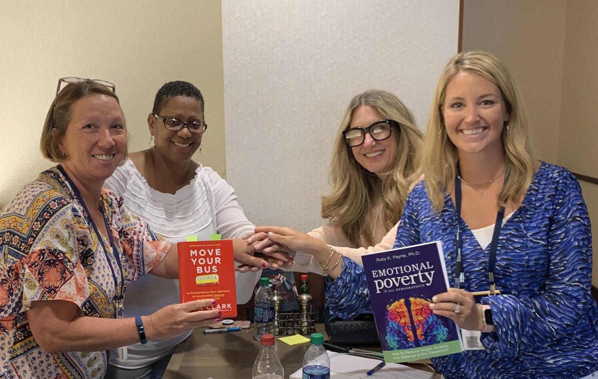ljacob4ourkids's tweet photo. We are all in! Designing our TEAM TEPSA day for Fort Sam Houston Elementary 💚💛🎉 #WeLeadTX #FSHsummerPD19 https://t.co/HzZiTFzR0e