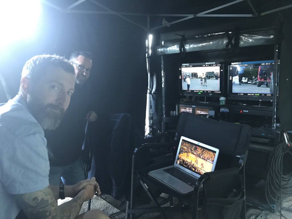 vanhelsingwrite's tweet image. Even during long and busy shooting days @CaptainPunch and @FabledDamned will always find time for basketball. Who are you cheering for?? (Hint: the correct answer is Toronto) @Raptors @WarriorsState #vanhelsing #wethenorth