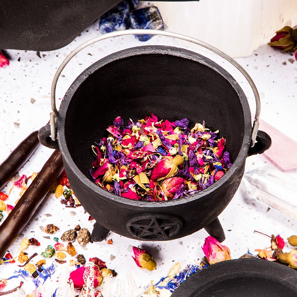 Tragic_B's tweet photo. What's in your offering bowl this week? 
https://t.co/q5TlE5Dt4c.
.
#witchesoftwitter #witchcraft #witchy https://t.co/Lw8qn21mJC