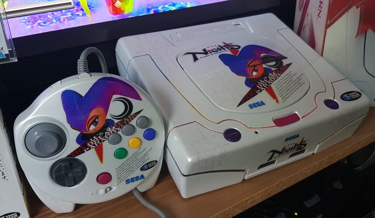 Custom #Nights #Sega #Saturn. One of the most unique titles developed by #SonicTeam. The 3D analogue controller is surprisingly good and its design was reused for the #Dreamcast. #retrogaming #retrogames #retrocollecting #customconsole #customjob