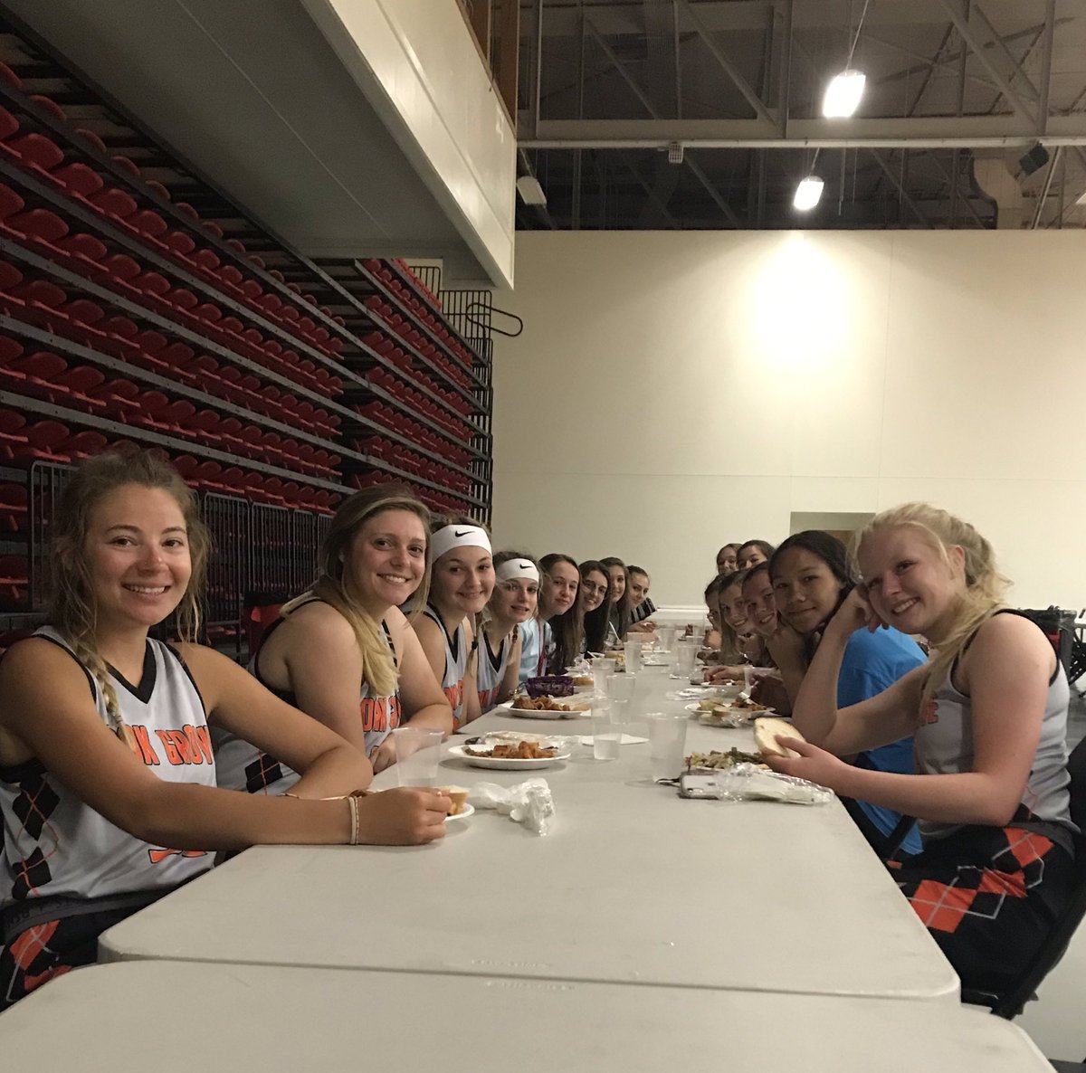 Toni León tweet media