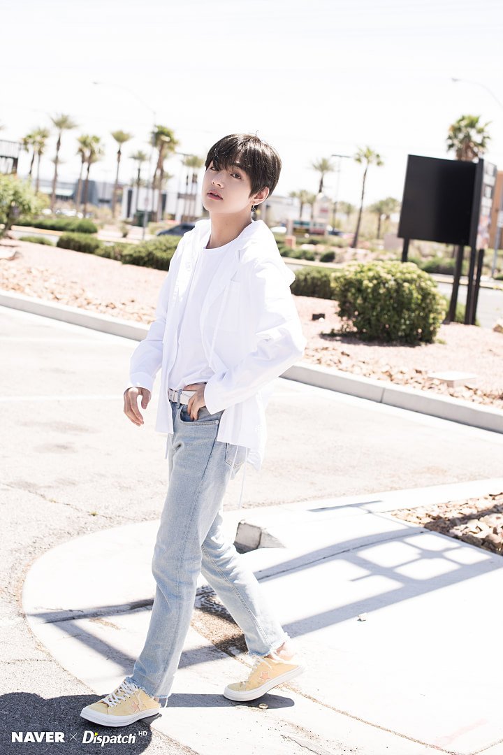 Tae_tae2730's tweet image. seketikaa aku butuh nafas buatan.. 
taehyung maukah kamu memberiku nafas buatan 😨😳😭😭 
@BTS_twt #6YearsAndForeverWithBTS #BTSFESTA2019