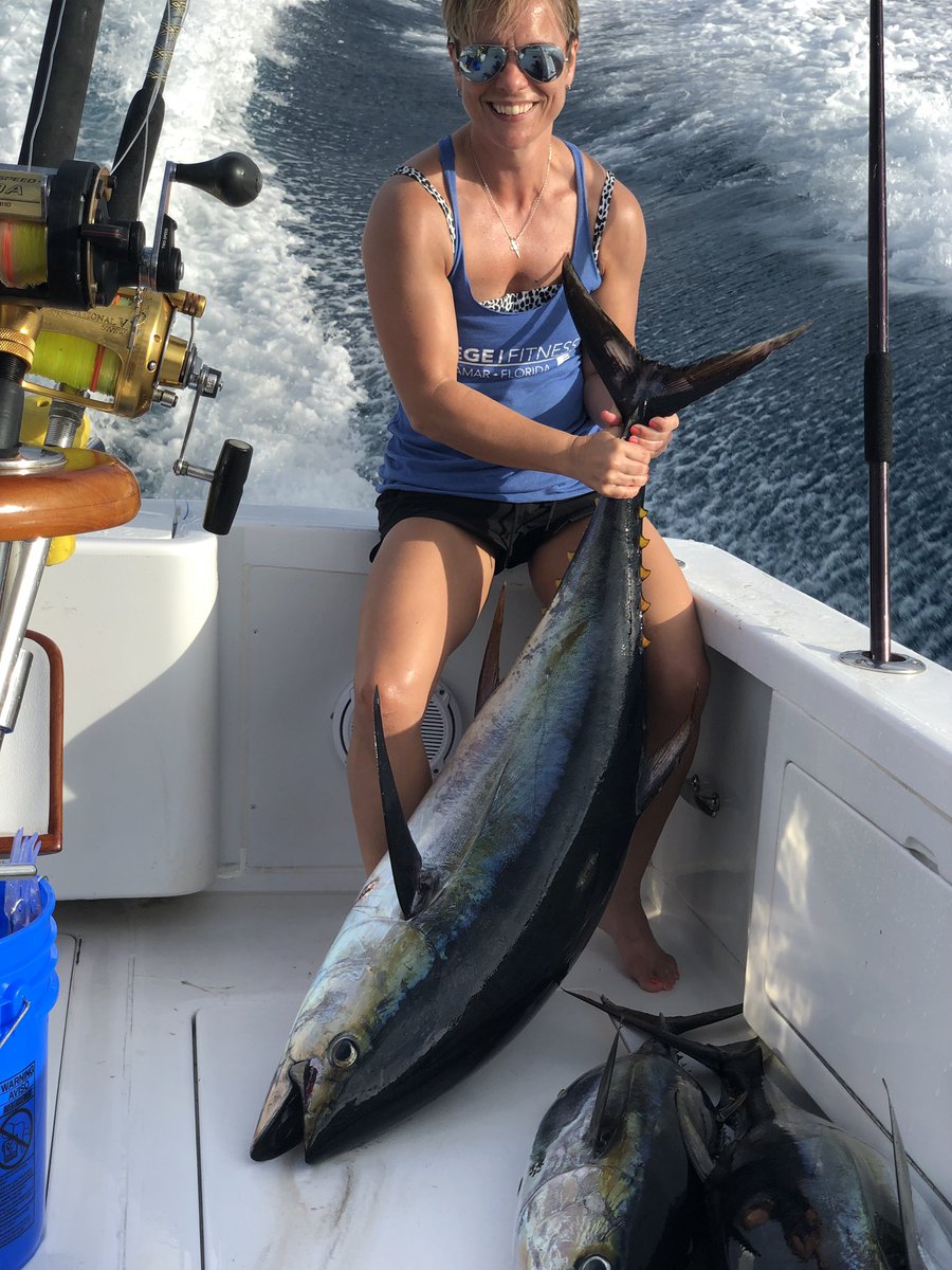 Angela Muñiz Rutherford tweet media