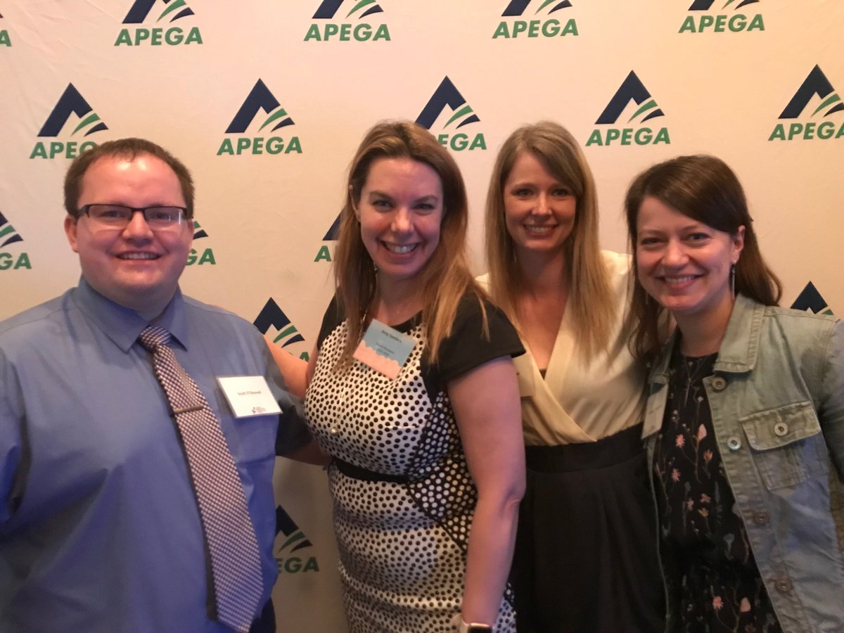 McNallyHigh's tweet photo. Enjoying APEGA Innovation in Education Awards Gala #McNallyHigh #APEGAInEd #epsbnews https://t.co/tI3DKJnVvR