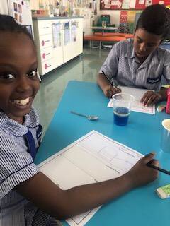 StBrendans_4105's tweet photo. Grace and Ethan worked as a team to see how different liquids mix together for science. #STB4105 #STBscience #STByr2learning https://t.co/cgC1gSRk7U