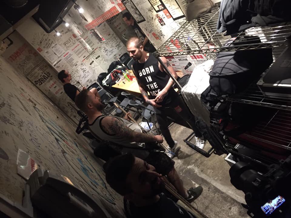 FarChannelRec's tweet photo. 2019.6.13
BARE TEETH (FRANCE)
JAPAN TOUR 2019
Day.3 @ Shibuya THE GAME

#BARETEETH https://t.co/NDvYTLIOPE