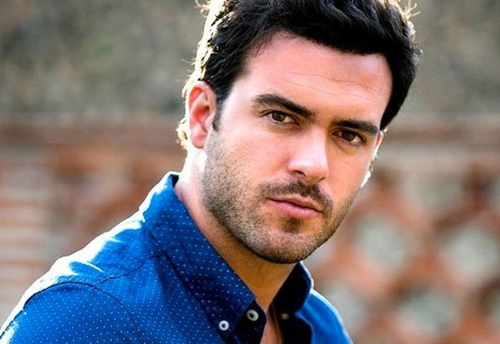 Hilosdirectos's tweet photo. Pablo Lyle acusado de ira en la carretera no se pu... https://t.co/ogE1K616FI https://t.co/XxJ3sqJUhK