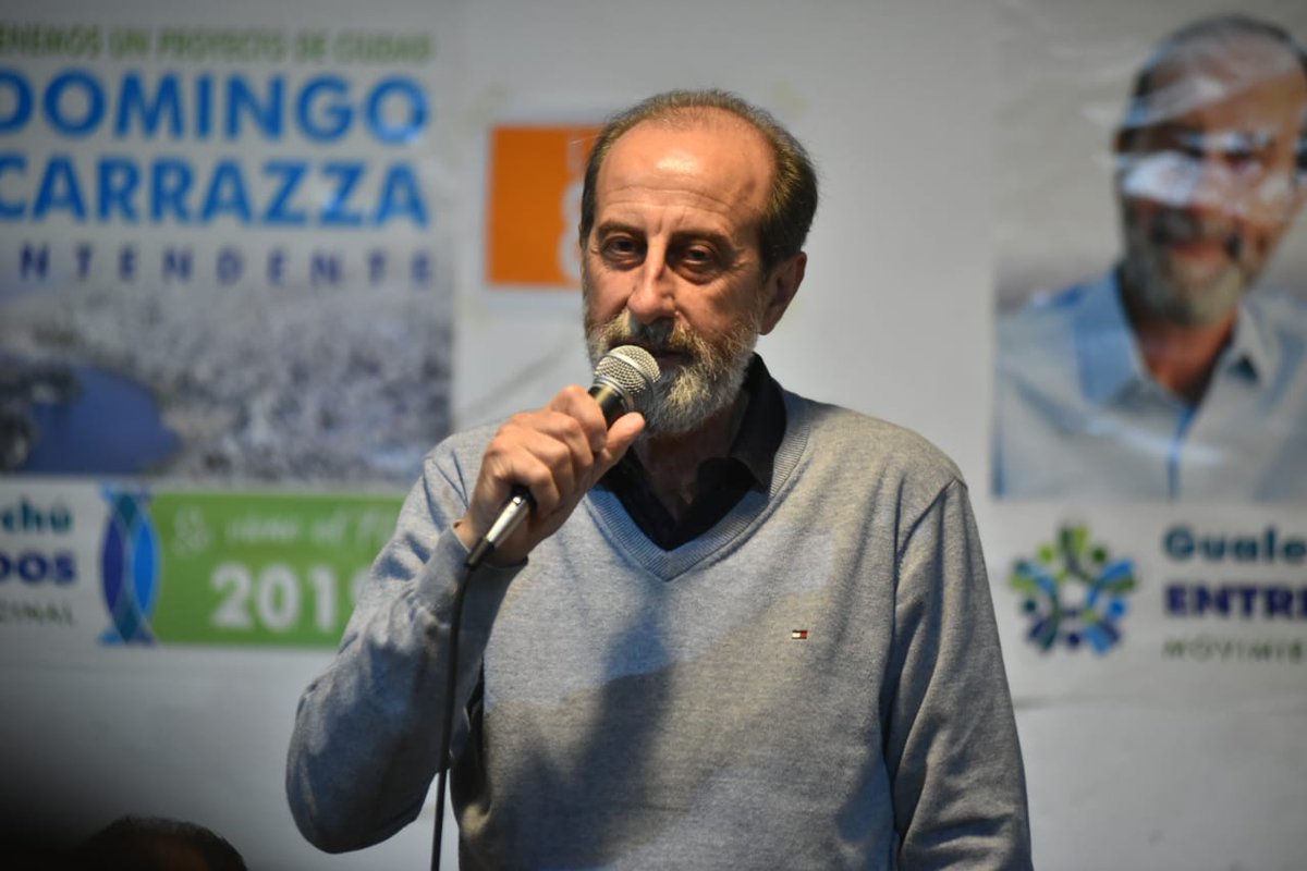 eldiagchu's tweet photo. ELECCIONES 2019

@CarrazzaDomingo cerró su campaña agradeciendo el apoyo de los vecinos

https://t.co/Bdfw39NSxz https://t.co/alKdguUn1z