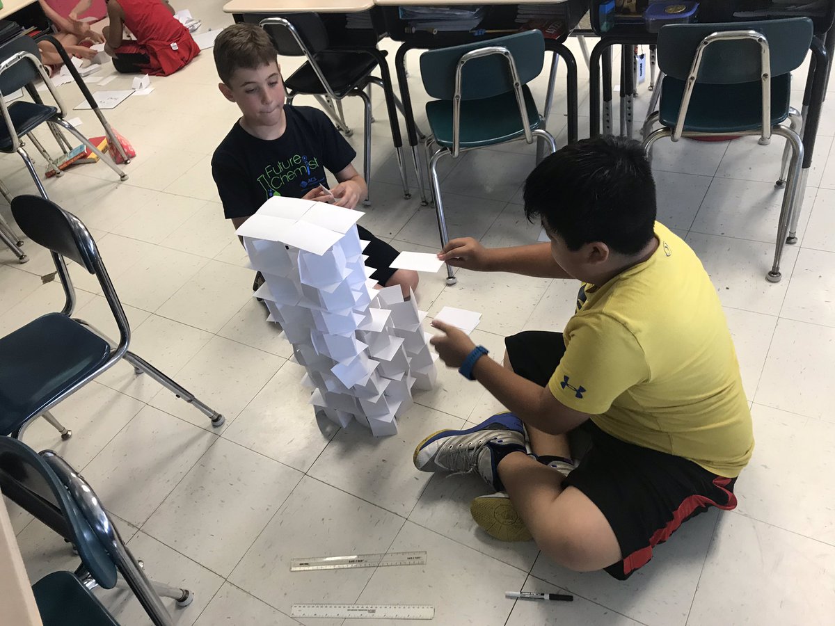 Students built geometry castles out of index cards today! They completed the challenge with 200 cards or less and NO verbal communication whatsoever. 🙊Today’s castles needed to be exactly 2 ft. tall and shaped like a square from above.