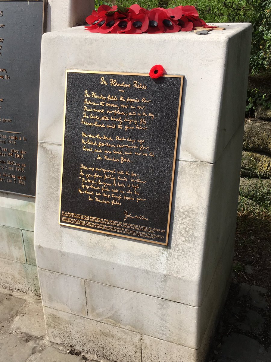 jamifarry's tweet image. Also visited many World War I cemeteries in Belgium the following day on Memorial Day. #NeverForget