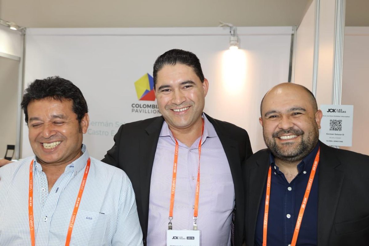 Fedesmeraldas's tweet photo. #ACODES y #FEDESMERALDAS culminaron exitosamente su participación en el JCK de las Vegas, un evento de joyería líder en América del Nort. https://t.co/H8BhjCSZnC