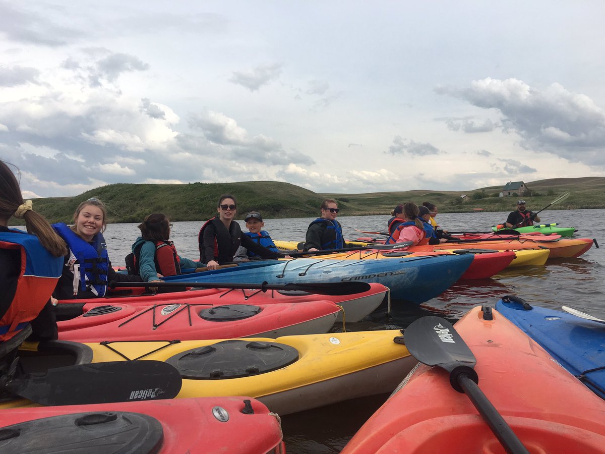 The @AltarioSchool Jr and Srs are enjoying their field trip. Trying out Kayaking this evening. Tomorrow we’re on the river all morning!