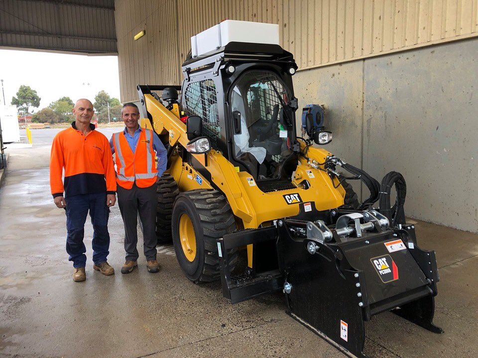 WilliamAdamsCAT's tweet photo. Neil Keerman and his son Adam from Rangedale Drainage Services are now the proud owners of a Cat 272D2 XHP Skid Steer Loader equipped with a Cat PC306B Cold Planer Work Tool.

Thank you for choosing Cat!

#johnbabs https://t.co/o1U3YNJD9N