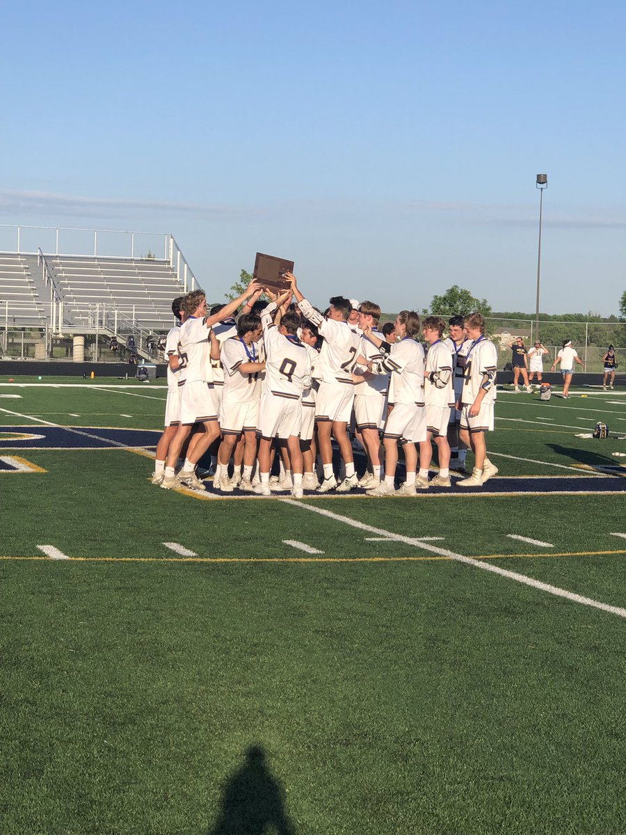 LakersLax's tweet photo. Parents check your emails later tonight. #thingshappenfast https://t.co/fxXKlPxJeC