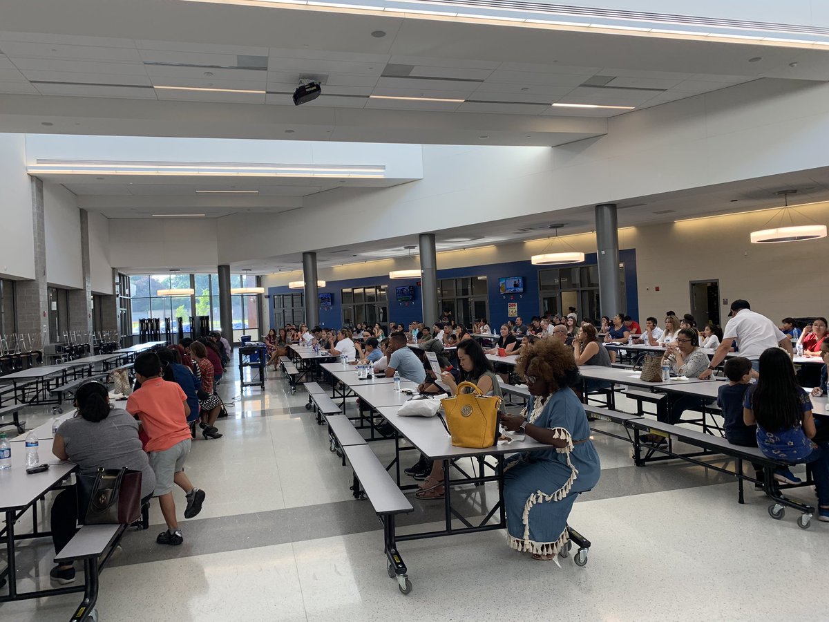 RaedaZietoon's tweet photo. Great turnout for our annual EL Parent meeting regarding WIDA ACCESS scores. Parent outreach moves us one step forward to closing the achievement gap. #elfcpsmd https://t.co/rPxJ8mQyk3