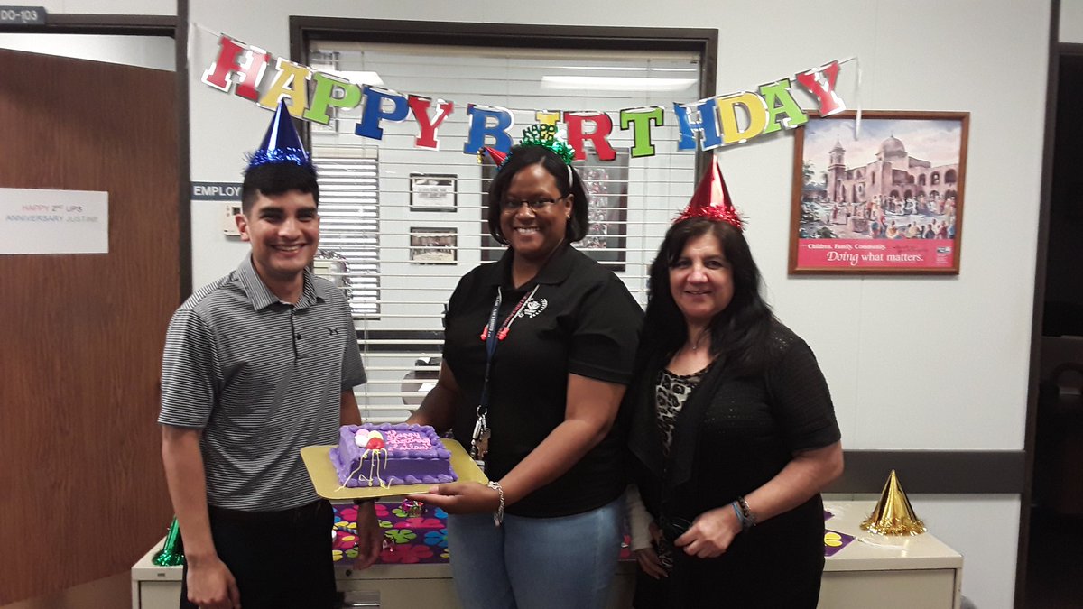 HrSatx's tweet photo. Wishing Leilani a very Happy Birthday! Thank you for rocking the night and all your hard work, we hope you have a wonderful weekend!! @RedRiverUPSers #UPSshoutout help us Celebrate!! #WeAreUPS #HappyBirthday #PartyTime https://t.co/wpD7s7rbXC