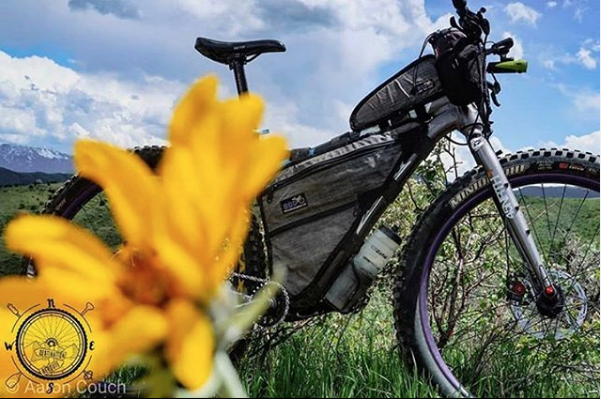 LightandMotion_'s tweet photo. #BikeSeries: Awesome shot of the Urban from Cyclist @aaronrcouch, "Full-rigid, 29+. The fat bike may very well be my favorite platform of bike and method of travel".
Lighting | Urban |
#lightandmotionbikelights https://t.co/wL7vtMp2JG