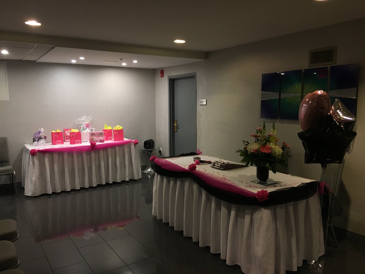 Dresses4_Prom's tweet photo. Thank you @DeltaKingston for hosting our 5th annual Dresses4Prom dress giveaway day! We couldn't have asked for a more gorgeous hotel to have our event. The service, views and staff are truly amazing! With your help we were able to once again make prom dreams come true. https://t.co/WnVmjEAc2U