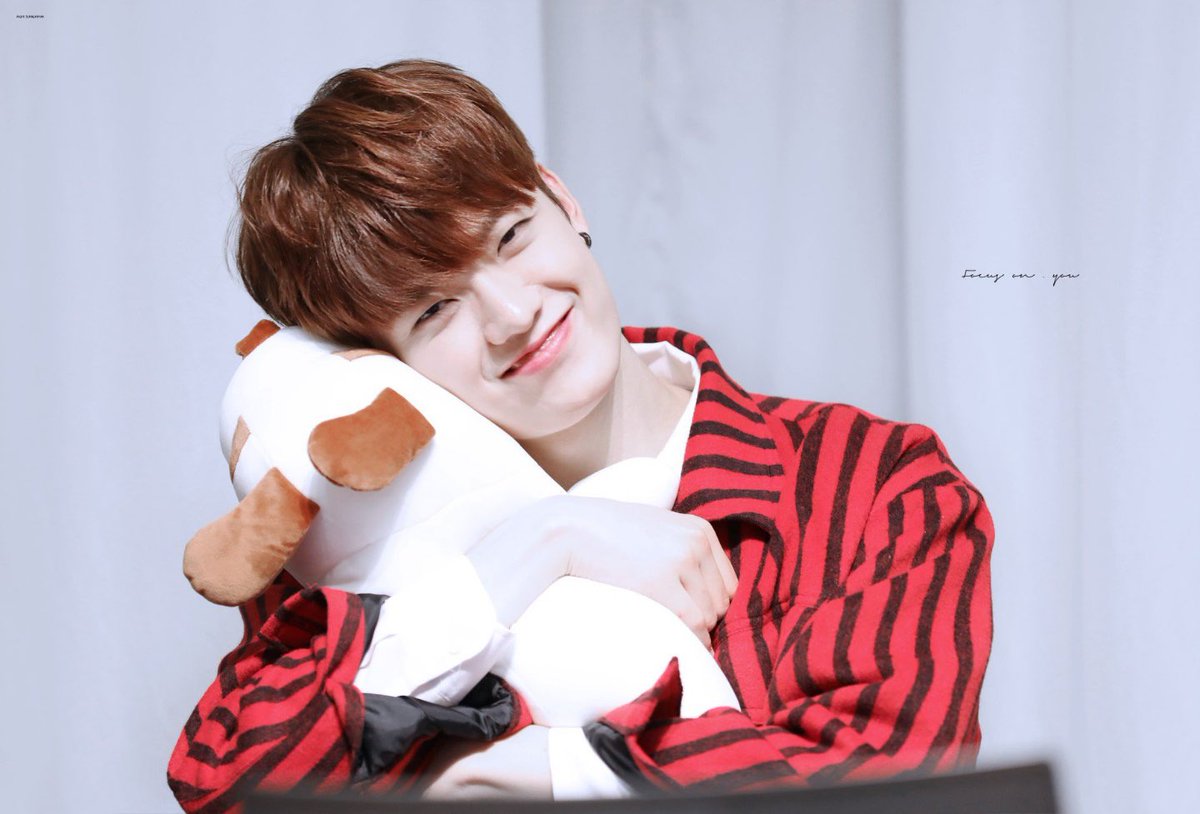 pdxseeker's tweet photo. 나 넘 궁금해서 방금 프2때 예고들 돌려보고왔는데,,, 포평으로 떡상하고 데뷔한 박ㅇㅈ 컨평으로 떡상하고 데뷔한 하ㅅㅇ 둘다 예고에 한톨도 안잡혔었네............. 다시금 기대가 차오른다 흑ㅠ 성현이 화이팅 와자자 https://t.co/CkT4WuW4LZ