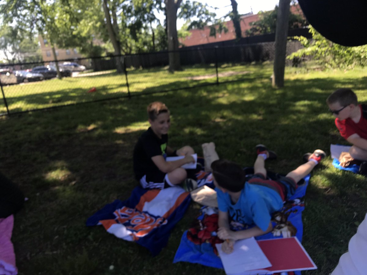acronin16's tweet photo. A day to celebrate our 4th Grade Poets!   What a great year collaborating with an amazing teacher and her wonderful students!#ilovepoetry @SELSynergy @SCSD_SEL  @Tinamang2 https://t.co/G7UPHMpTId
