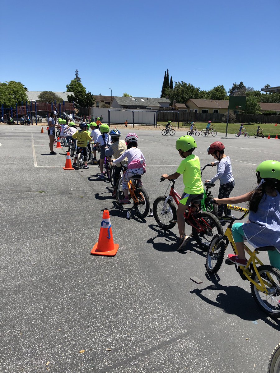 BUSDRuskin's tweet photo. Ruskin’s Bike Rideo in partnership with the City of San Jose. Kids who needed it received a free helmet and Cordell went over bike safety. Great way to kick off the Summer! https://t.co/XfcIW3uyhu