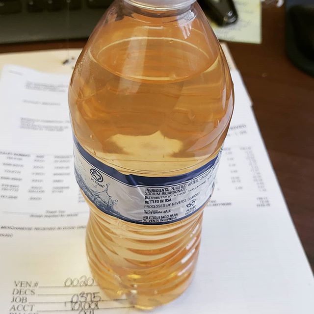MichelleHapple's tweet photo. So to fight the afternoon slump today I thought I'd mix a 5 hour energy into water bottle instead of Crystal Light.. Let's just say it doesn't taste any better than it looks 🤣 https://t.co/YL0nIOvCMQ https://t.co/uMgzsAsHzh