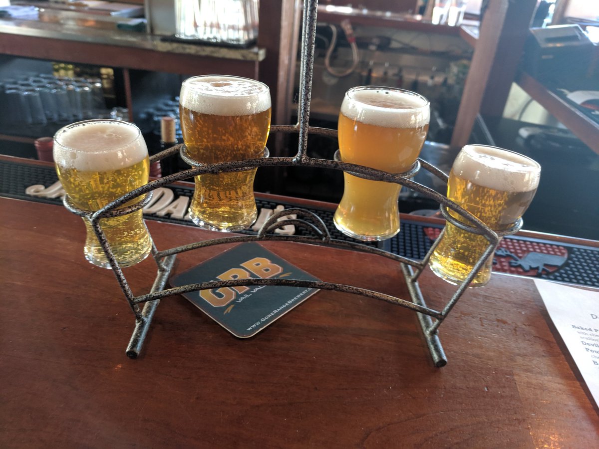 rawcraftbeer's tweet photo. When in CO, gotta check out the local brews! Hitting up #gorerangebrewery for some afternoon relaxing! #drinkcraft #drinklocal https://t.co/Pirz936AW5