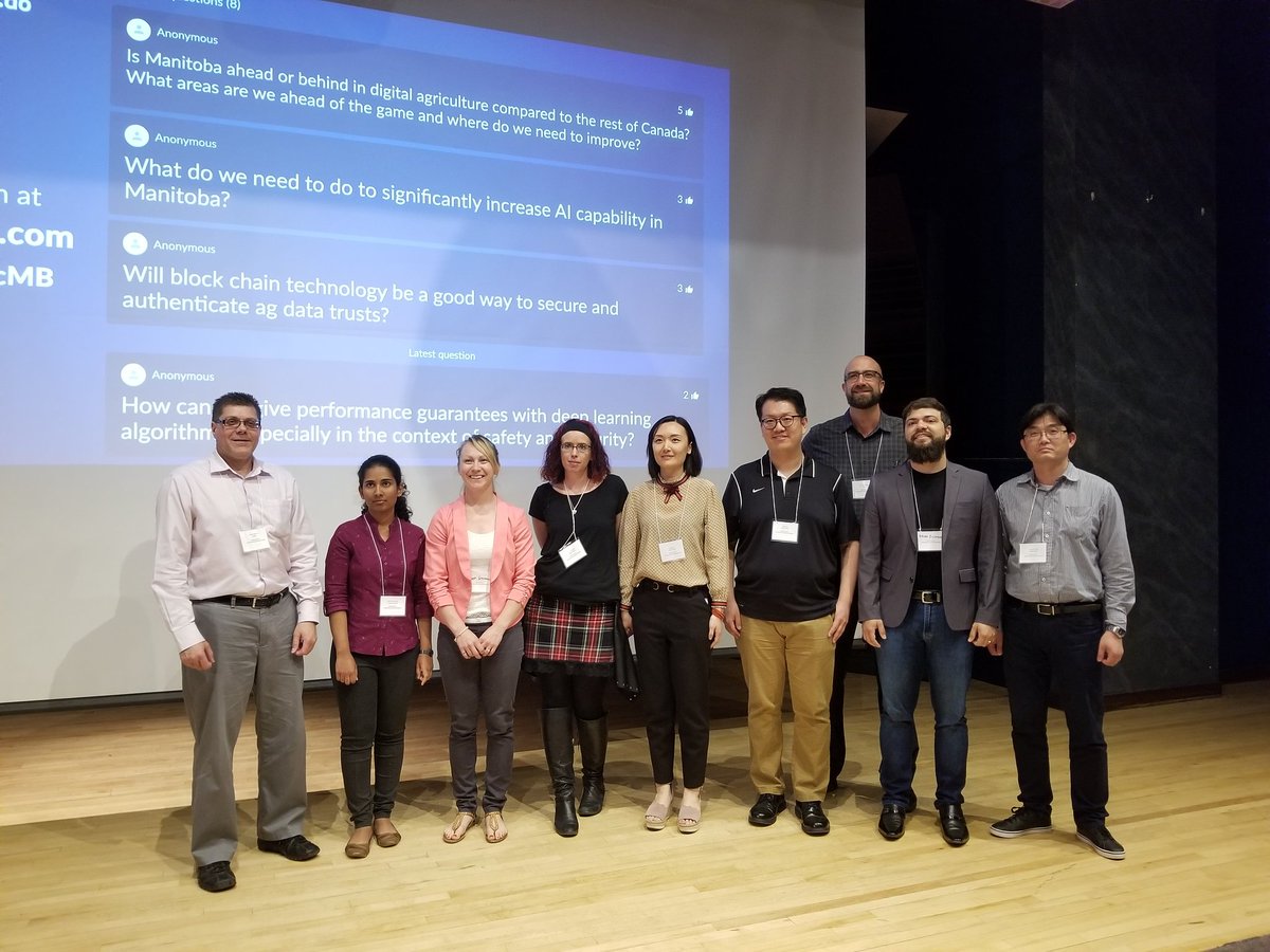 yvetteshang's tweet photo. Successful and informative High Performance Computing - Digital Agriculture #HPC conference @uwinnipeg . Congrats to all poster presenters from @RRC @umanitoba and @uwinnipeg !!! In the photo @MitacsCanada 's only @Brent_Wennekes was serving as a judge and promoting research!!! https://t.co/BJHVOLoRd4